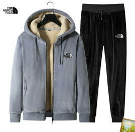 Picture for category The North Face Sweater Suits